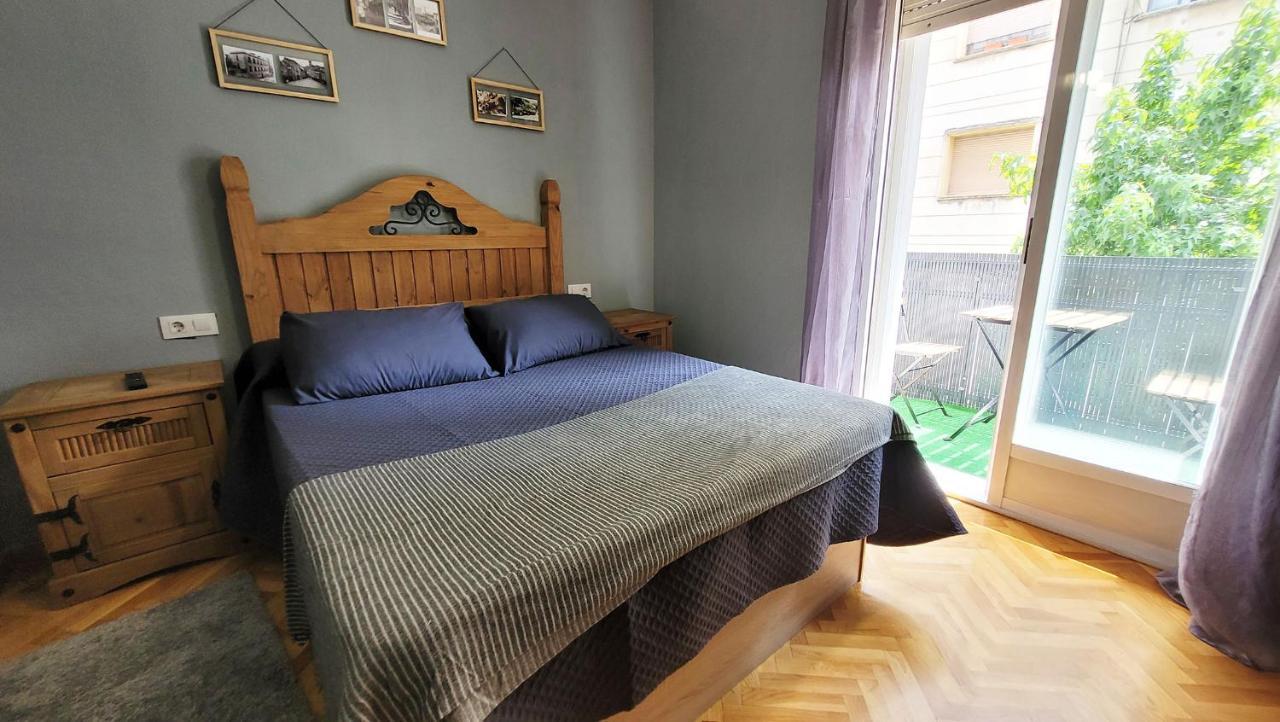 El Hogar De Todos Apartment Ourense Bagian luar foto
