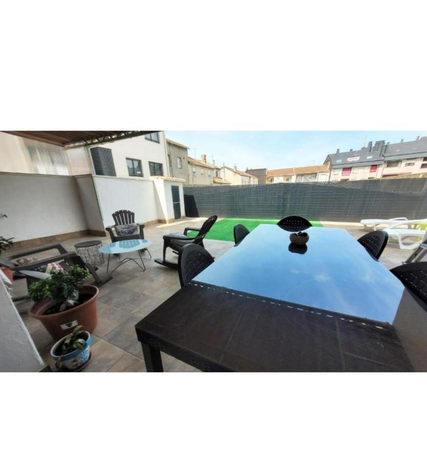El Hogar De Todos Apartment Ourense Bagian luar foto